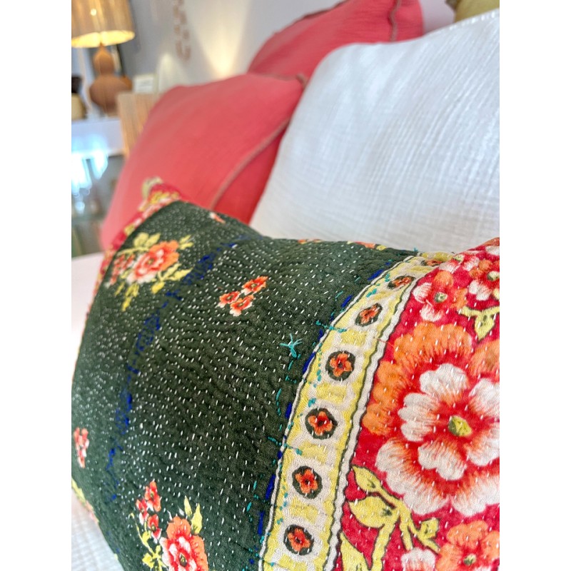 Coussin Kantha Fleur de Rose 30 x 40