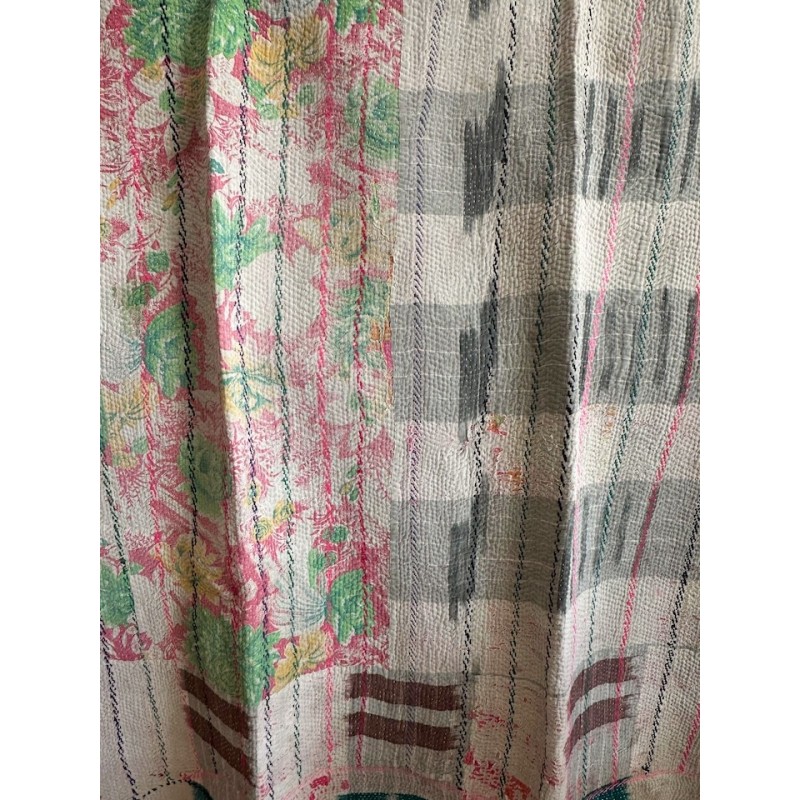 Couverture Kantha n°1 Fleurs et Ikat
