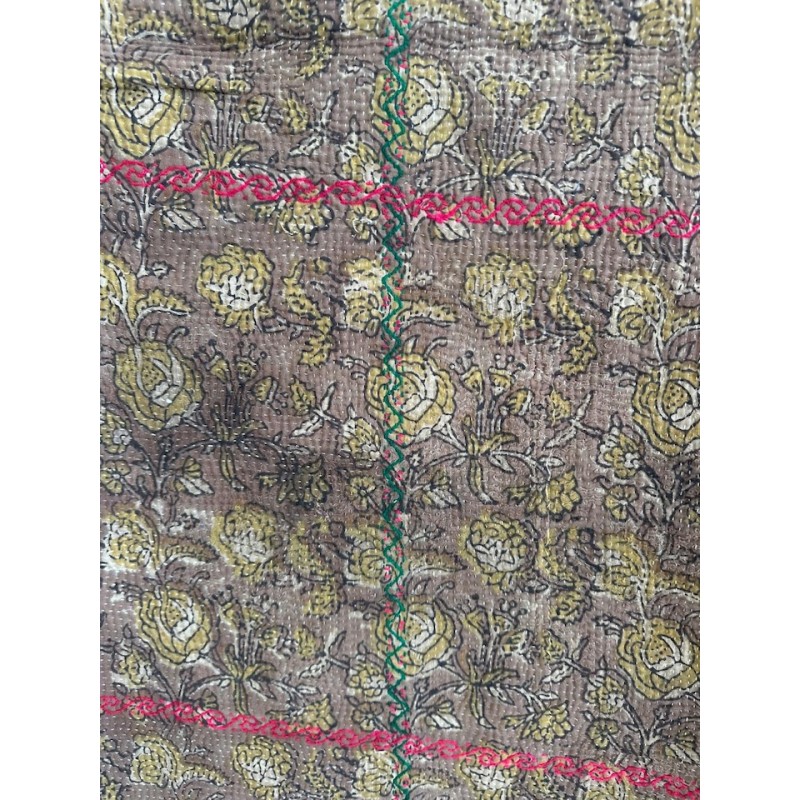 Couverture Kantha n°9 Brun orangé et géométrie noire