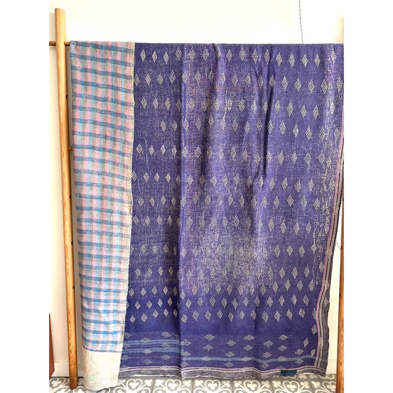 Couverture Kantha losanges violet et carreaux multicolores