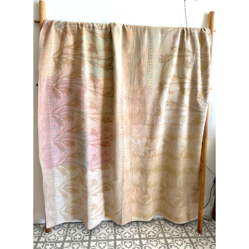 Couverture Kantha Pastel