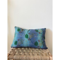 Coussin Kantha Bleu et violet petit modèle