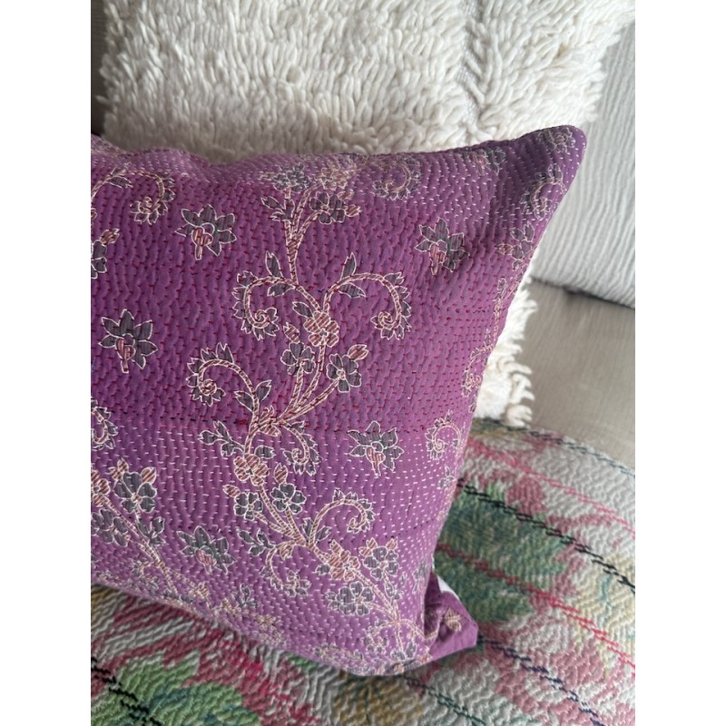 Coussin Kantha Fuchsia grand modèle