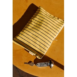Pochette Jaune rayures fines Rose in April